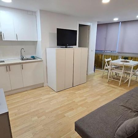 Estudio Centrico A 2 Minutos De La Playa サロウ エクステリア 写真